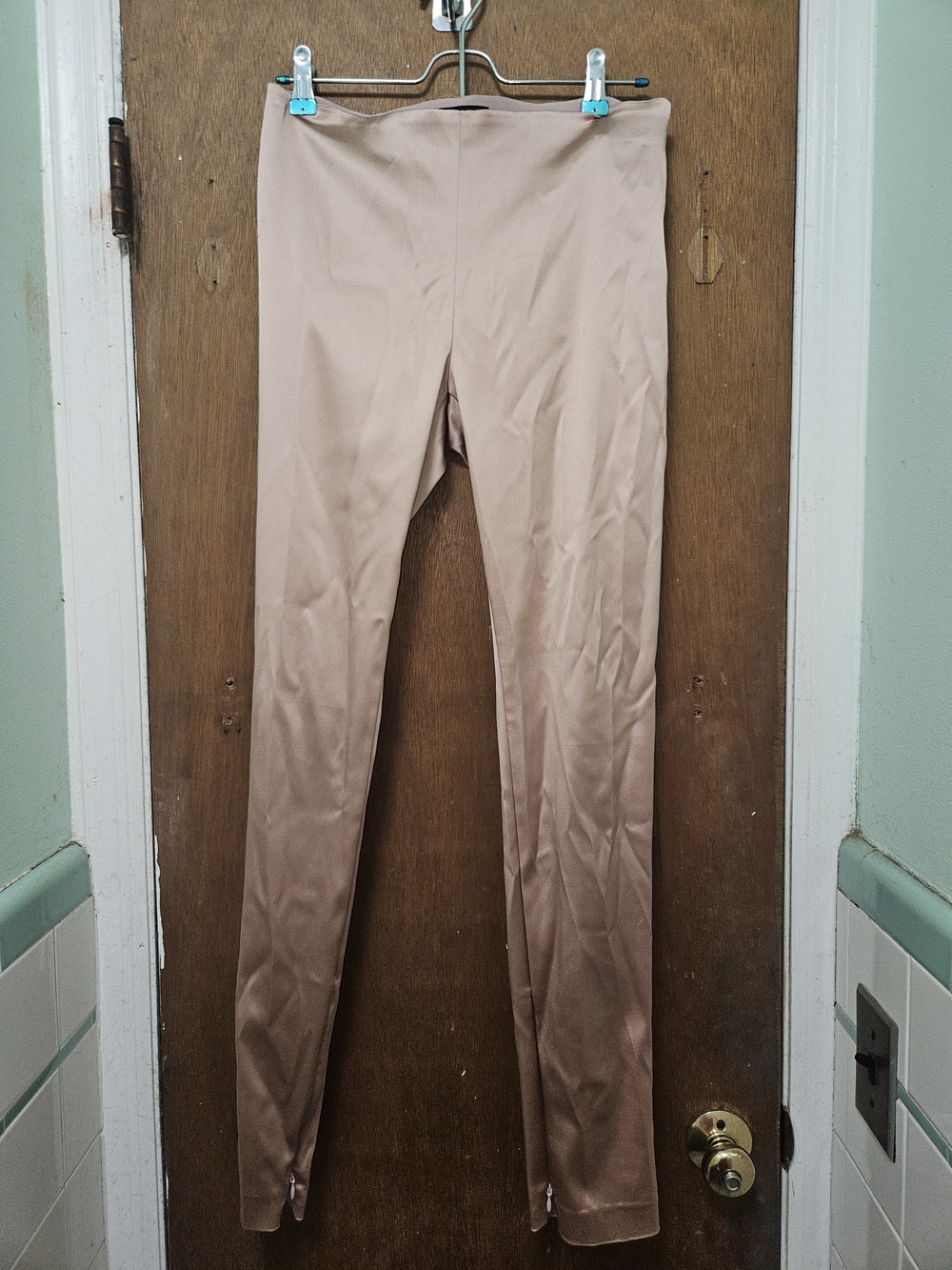 Theory Skinny Legging in Stretch Satin Blush Pink Zipper Ankles - Picture 3 of 7